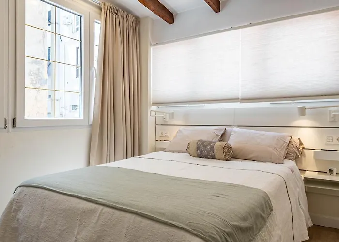 Central Luxury Flat With Free Parking Lägenhet *