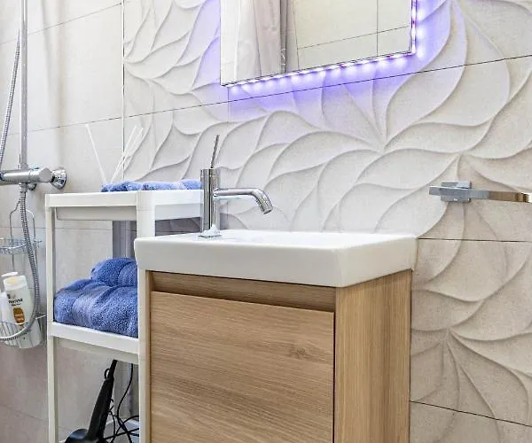 Lägenhet Central Luxury Flat With Free Parking *