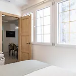 아파트 Central Luxury Flat With Free Parking *